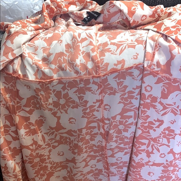 Floral Print Dress in Orange and Cream STELLA & JULIE - Picture 8 of 9